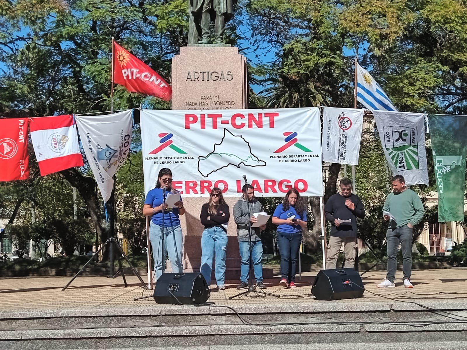 Con un fuerte mensaje dirigido a la clase política local y el Gobierno Departamental transcurrió parte de la oratoria del acto por el Día de los Trabajadores en Cerro Largo