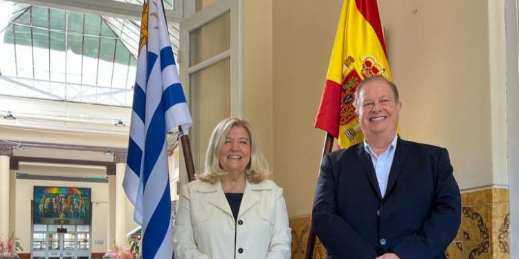 Una intensa agenda cumple este fin de semana en Melo la Consul General de España en Uruguay