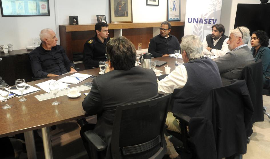 Ministerio del Interior y UNASEV impulsan plan integral para regularizar circulación de motos en todo el país