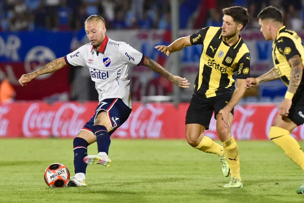 Crece la expectativa por la final clásica que disputarán mañana Nacional y Peñarol