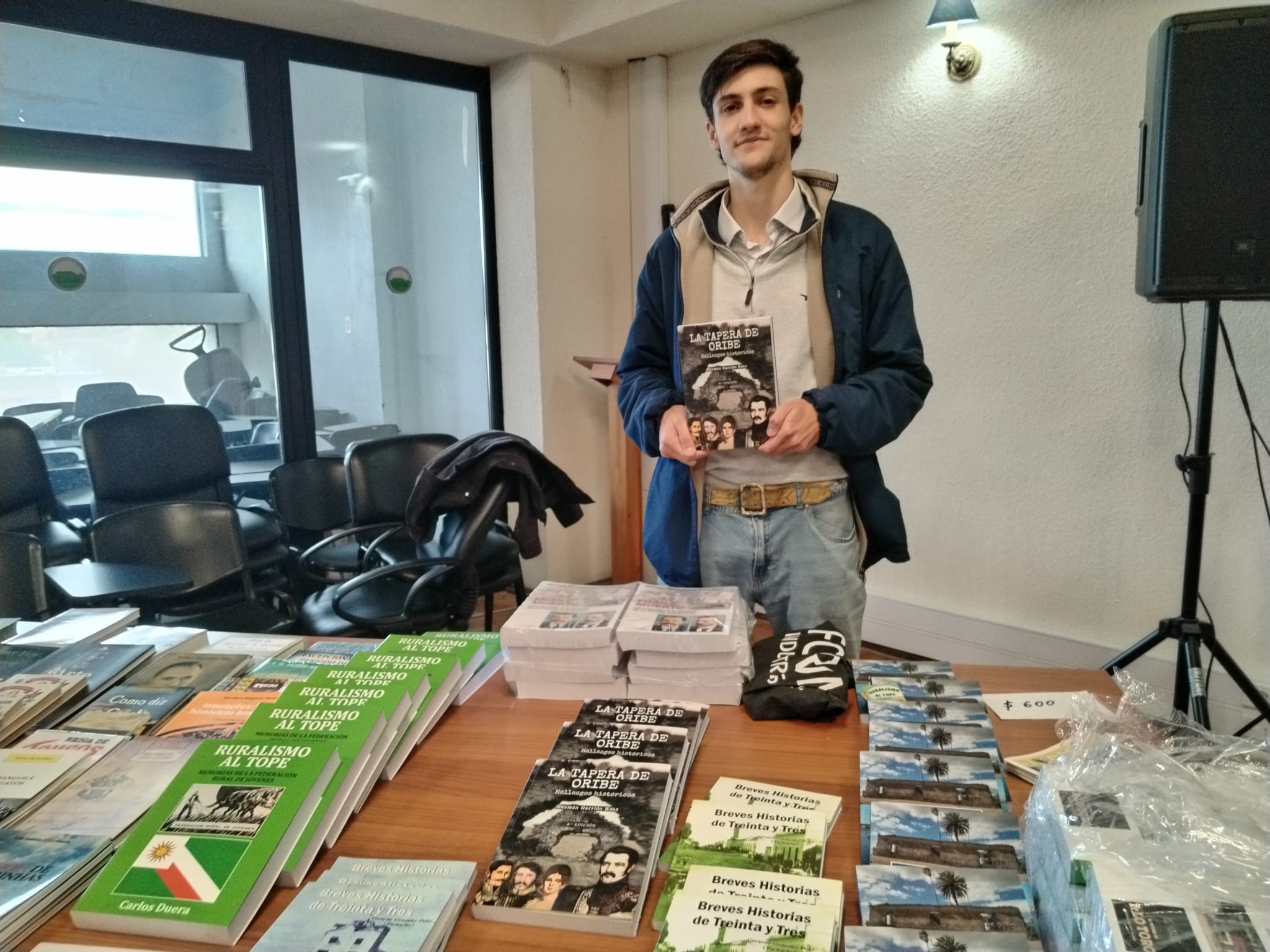 “La tapera de Oribe, hallazgos históricos”, se titula el libro que presenta Guzmán Garrido