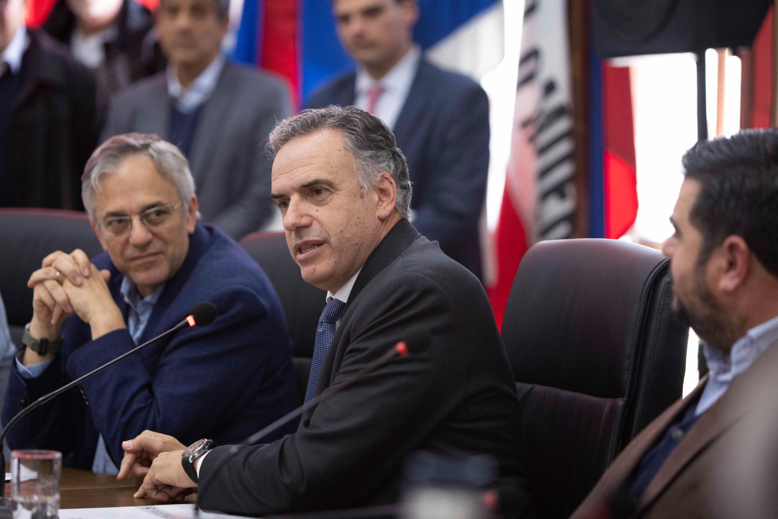 El gobierno nacional y las intendencias definieron crear un fondo para inversiones por 80 millones de dólares