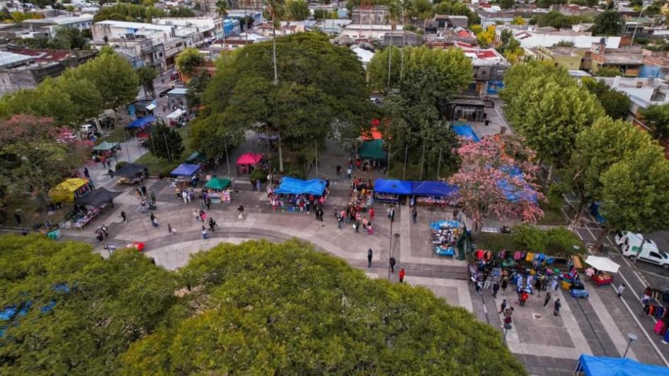 La nueva administración municipal convoca a los feriantes de Melo a una reunión prevista para este jueves