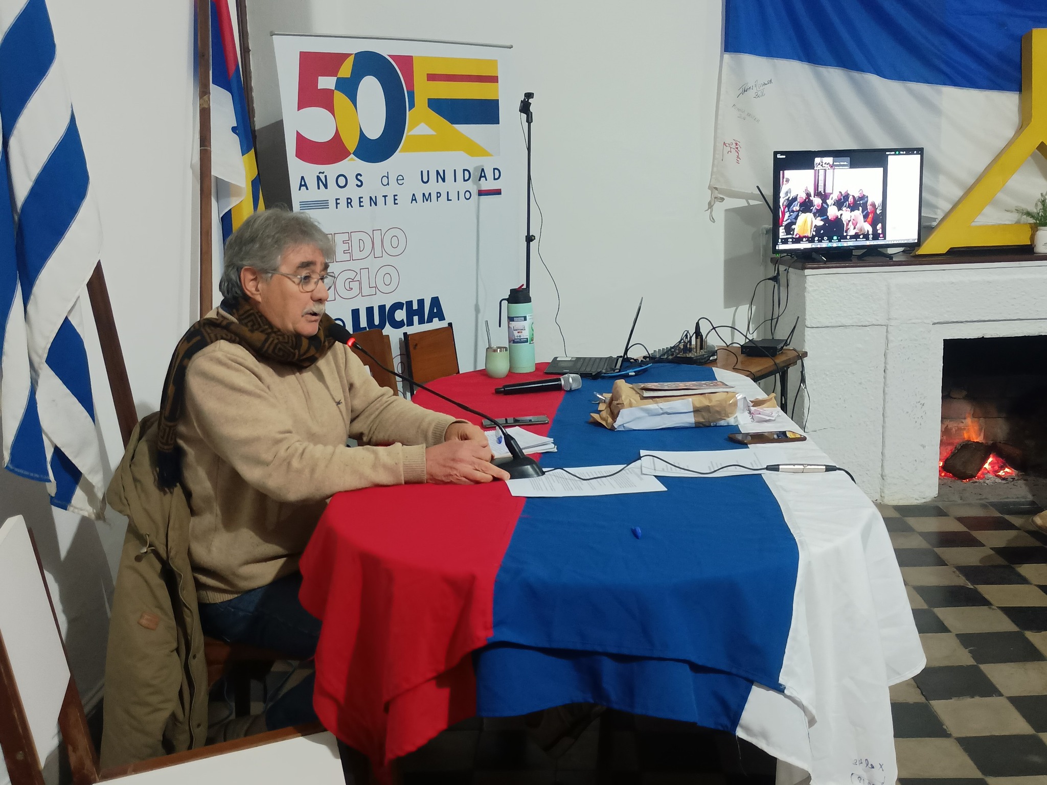 “El senador Botana está difamando al Frente Amplio, no tenemos ningún acuerdo con el actual Intendente”