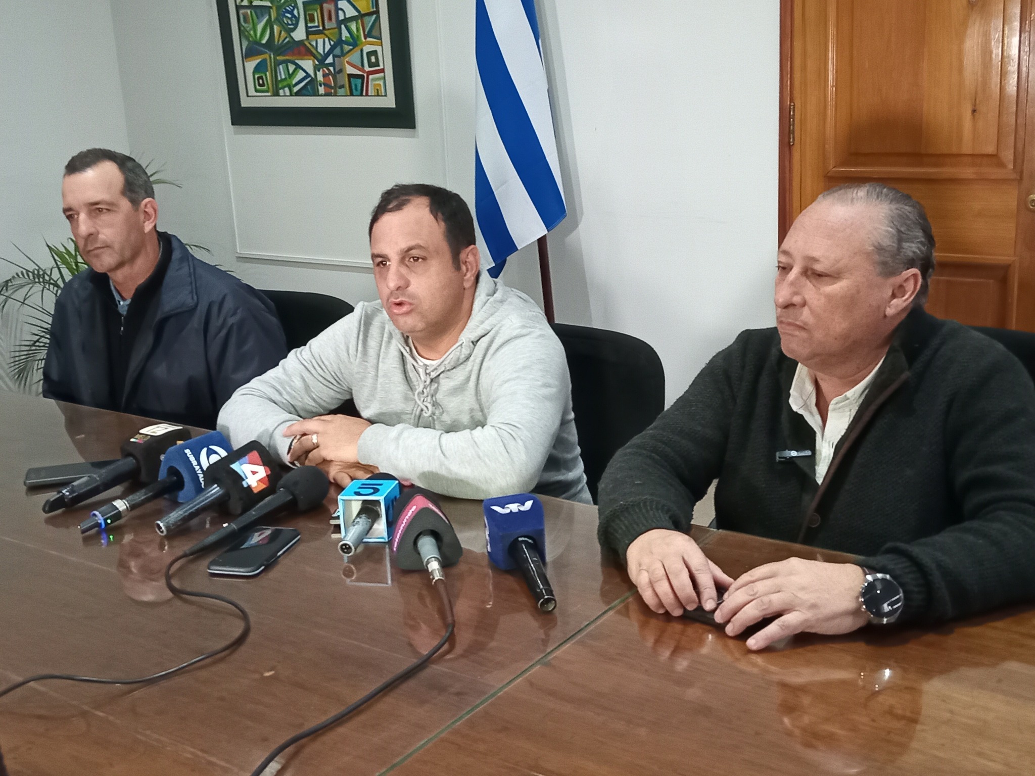 “No hay nada que compruebe que ha cometido un delito. No ha sido ni llamado por la Justicia a declarar”, dijo el Intendente al explicar el alcance del alejamiento de Favio Freire