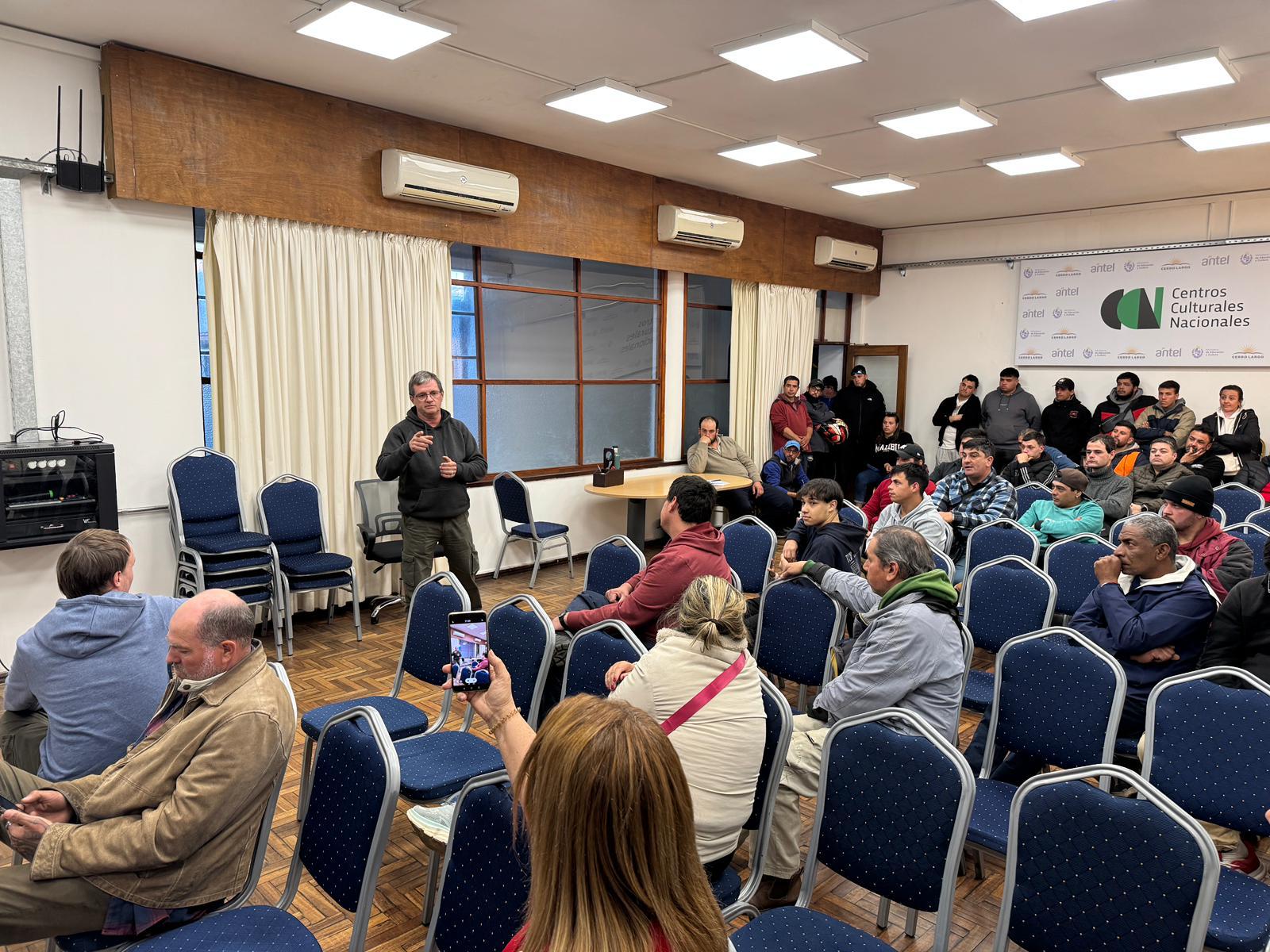 Desde el Área de Tránsito de la Intendencia mostraron conformidad con la reunión mantenida con los deliverys que trabajan en nuestro medio
