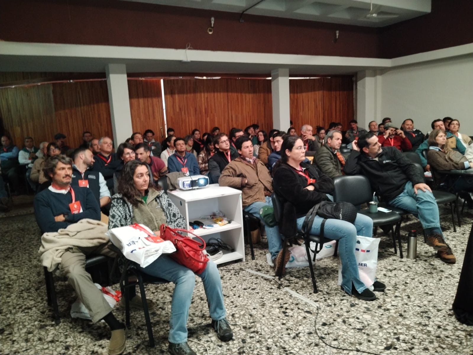 La profesión veterinaria se concentra en Cerro Largo entre hoy y mañana