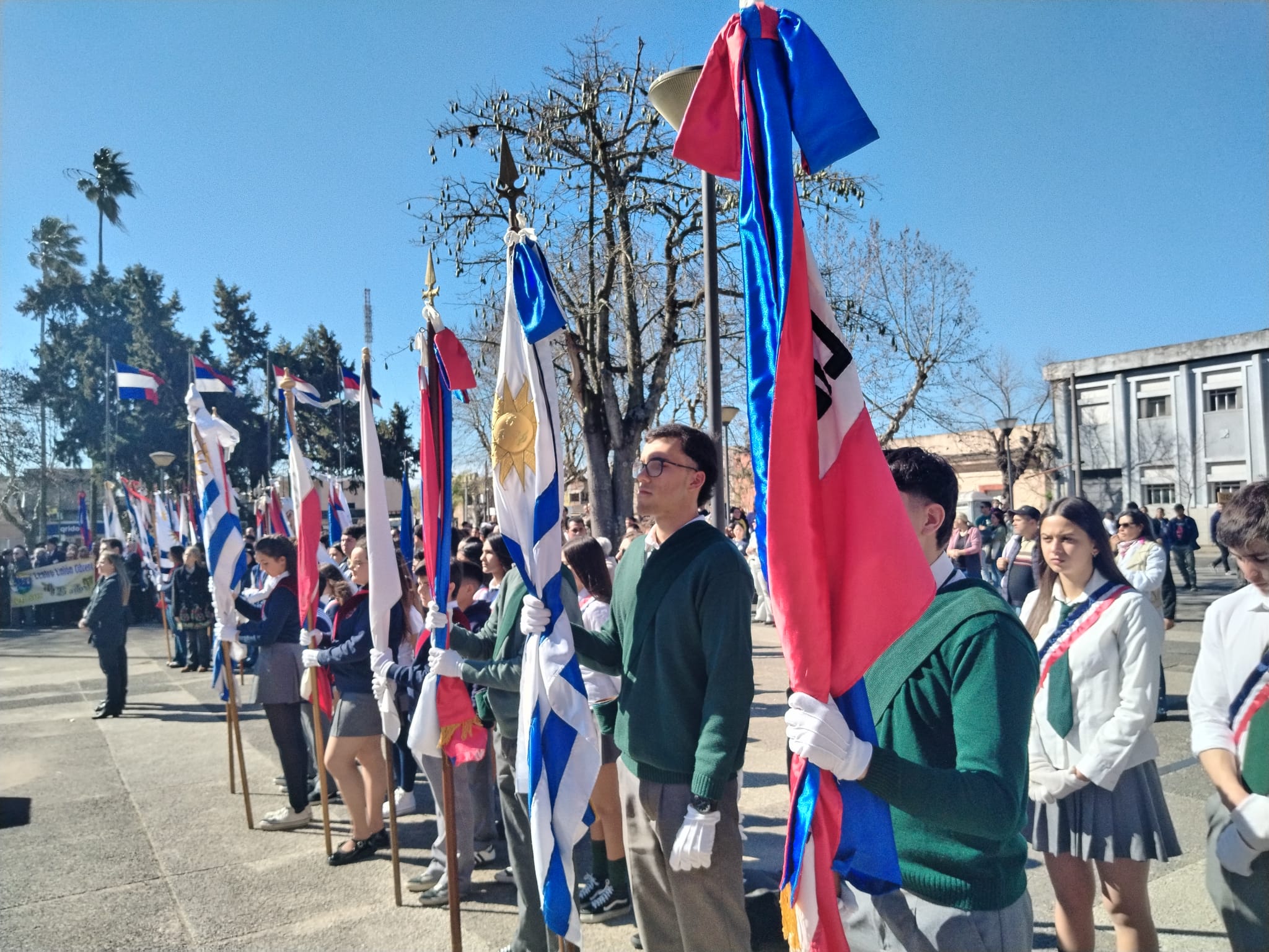 “La conmemoración del bicentenario de la independencia no es solo una fecha de recuerdo, sino una inspiración diaria para ser ciudadanos comprometidos con la patria”