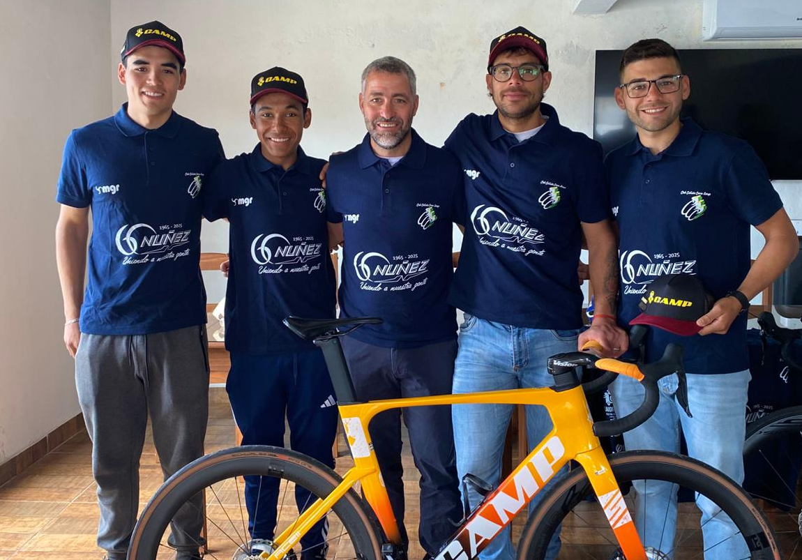 El Club Ciclista Cerro Largo ya viaja rumbo a la ciudad de Trinidad
