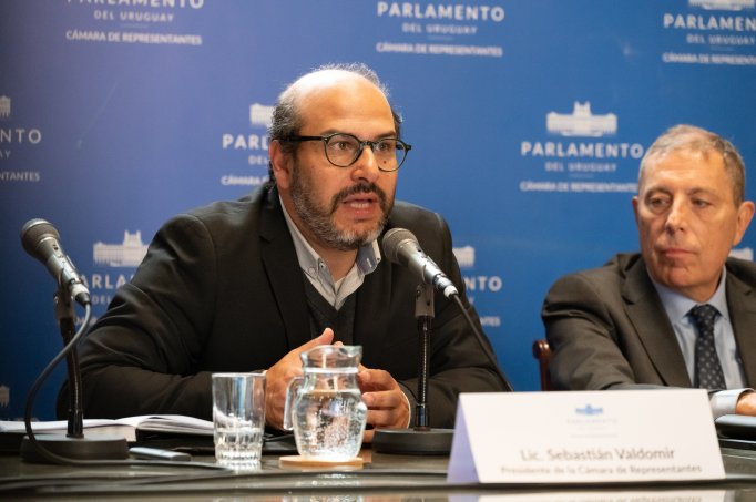 El Frente Amplio apuesta a dialogar y negociar en la Cámara de Diputados con los demás partidos políticos el estudio del prepuesto nacional