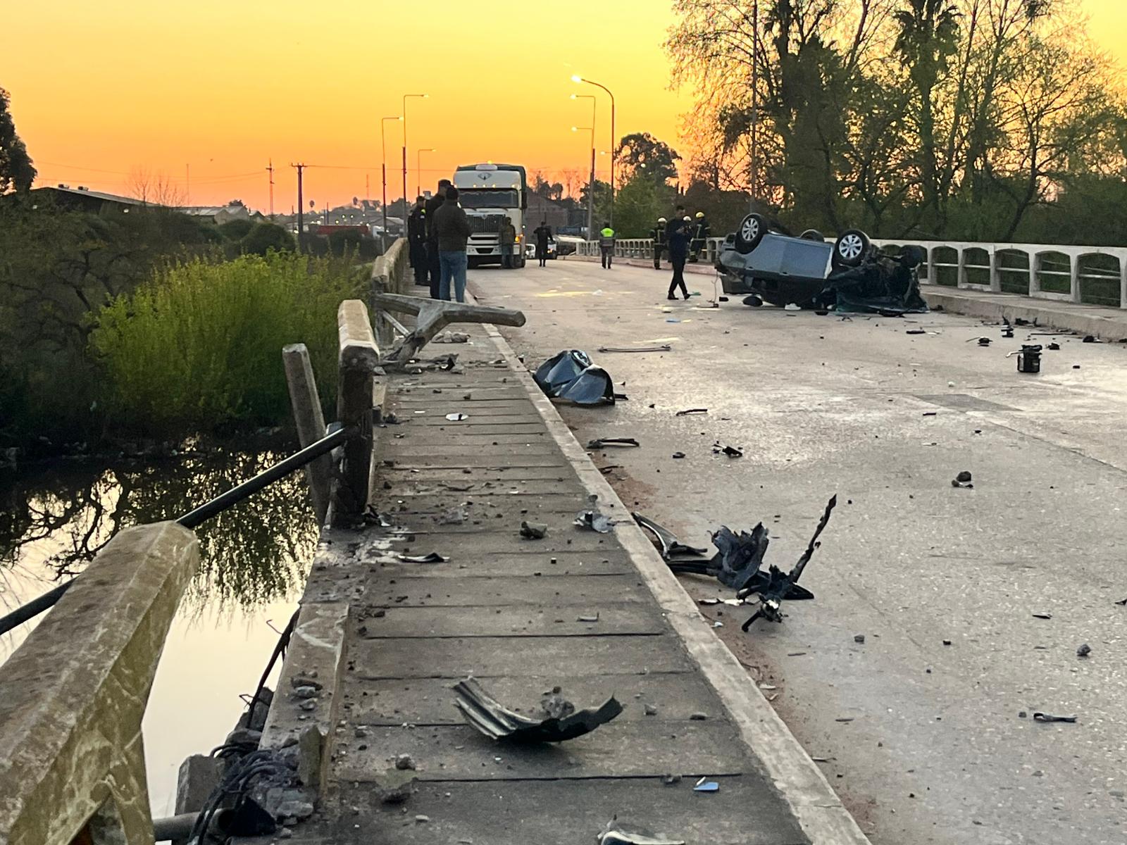 “Venían a alta velocidad”, confirmó uno de los testigos del siniestro de esta mañana en el Puente Carretero