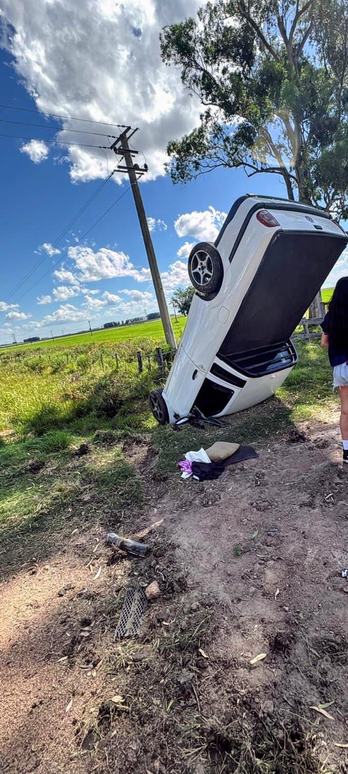 El celular, una distracción y un vuelco de «película»