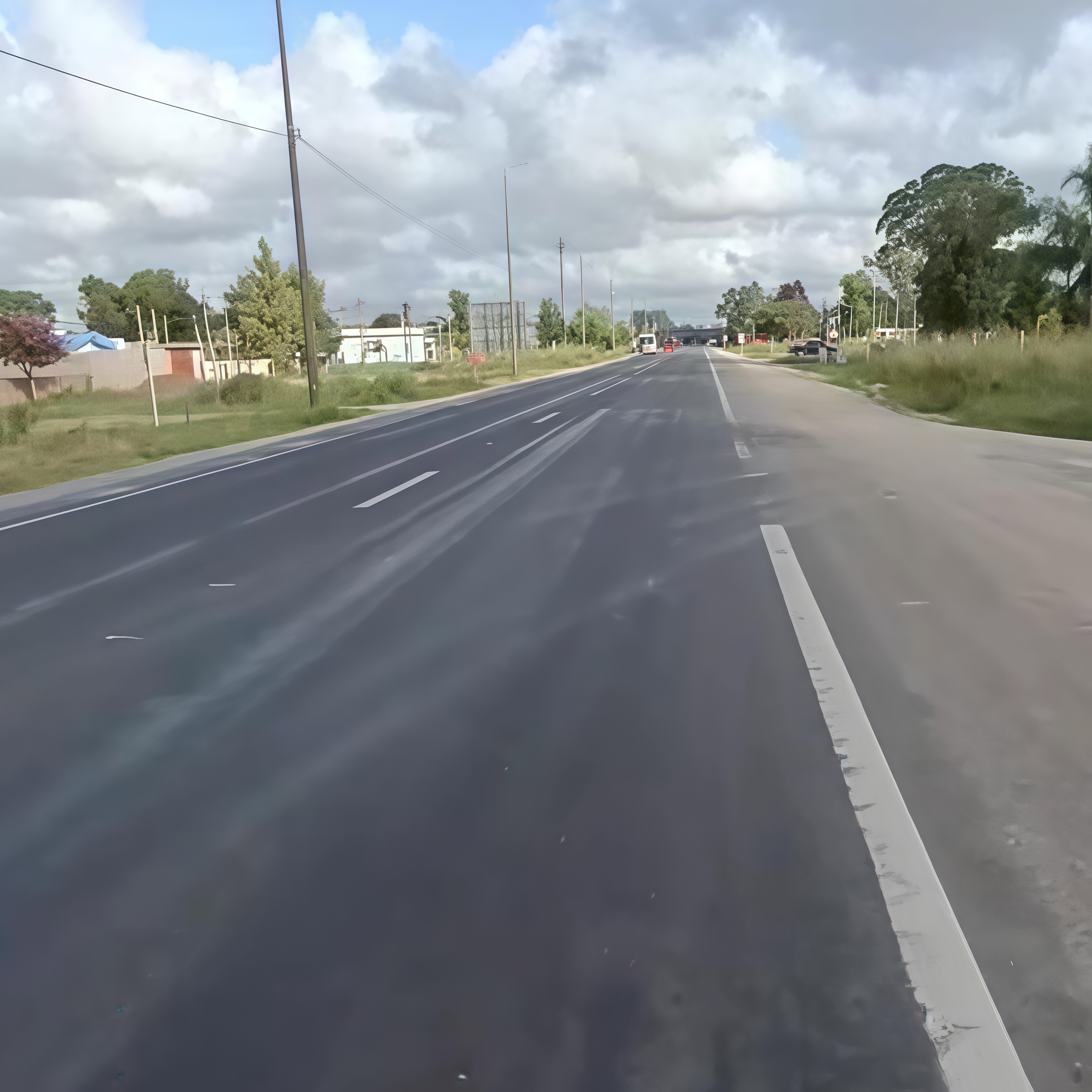 Un hombre lesionado de gravedad tras dormirse en su motocicleta y siniestrarse en ruta Lago Merín