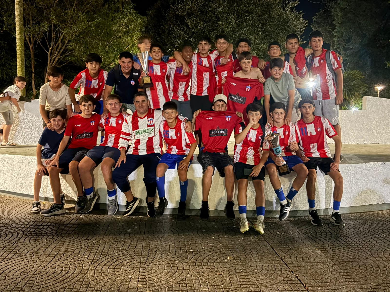 El entrenador campeón del Ciudad de Melo sub 14 felicitó a todos sus colegas que están al frente de los equipos que compiten en la categoría
