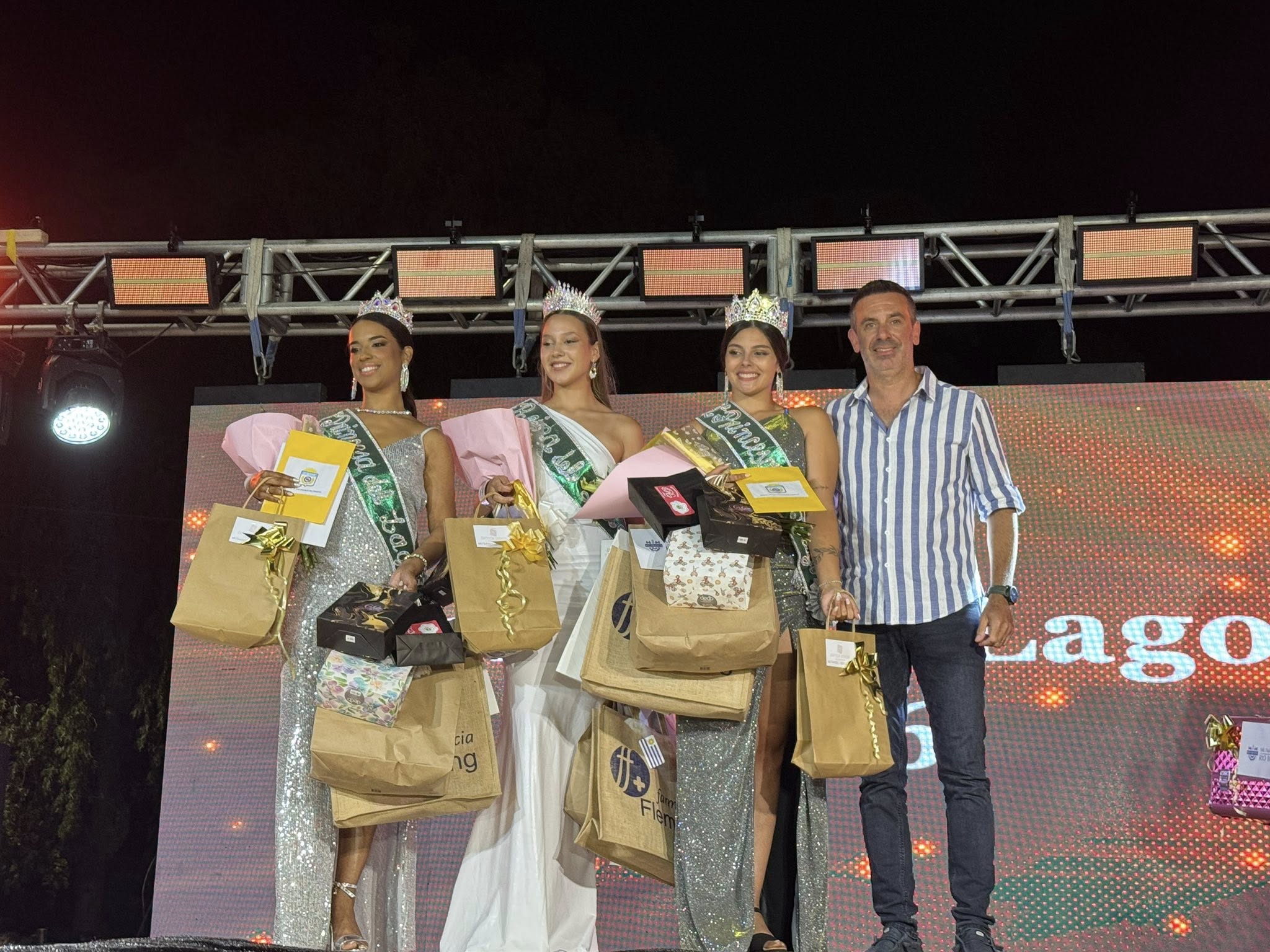 El Lago tiene su reina