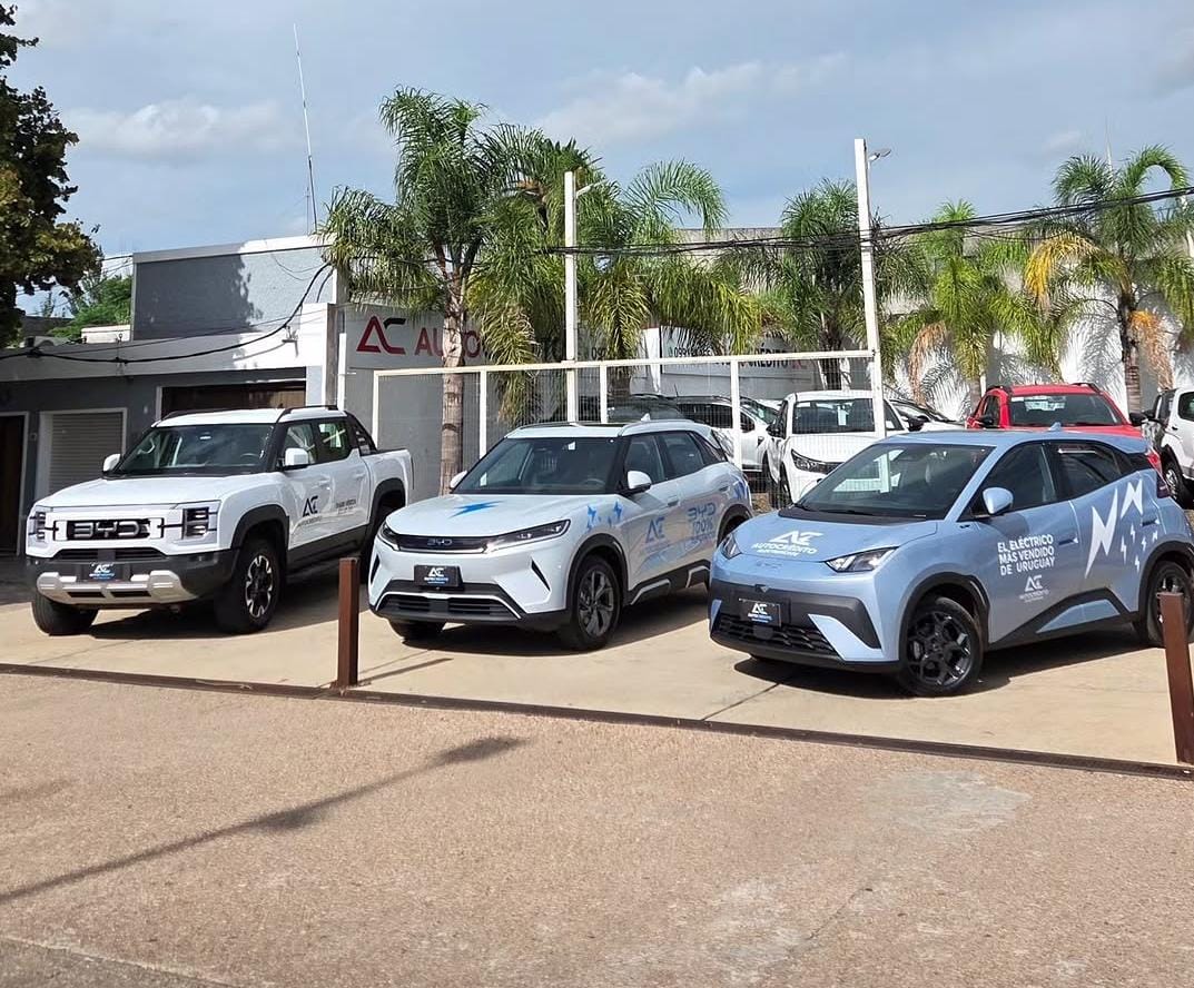 Autocrédito está presentando toda la línea eléctrica de la marca BYD para Cerro Largo