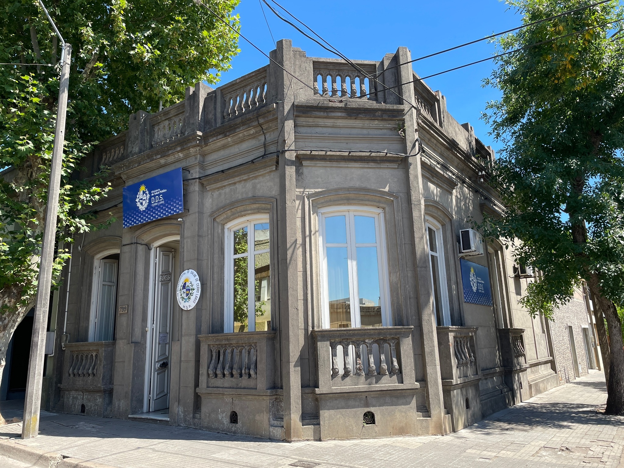 El Ministerio de Salud Pública trabaja en el proceso de reubicación de los adultos que habitaban el residencial