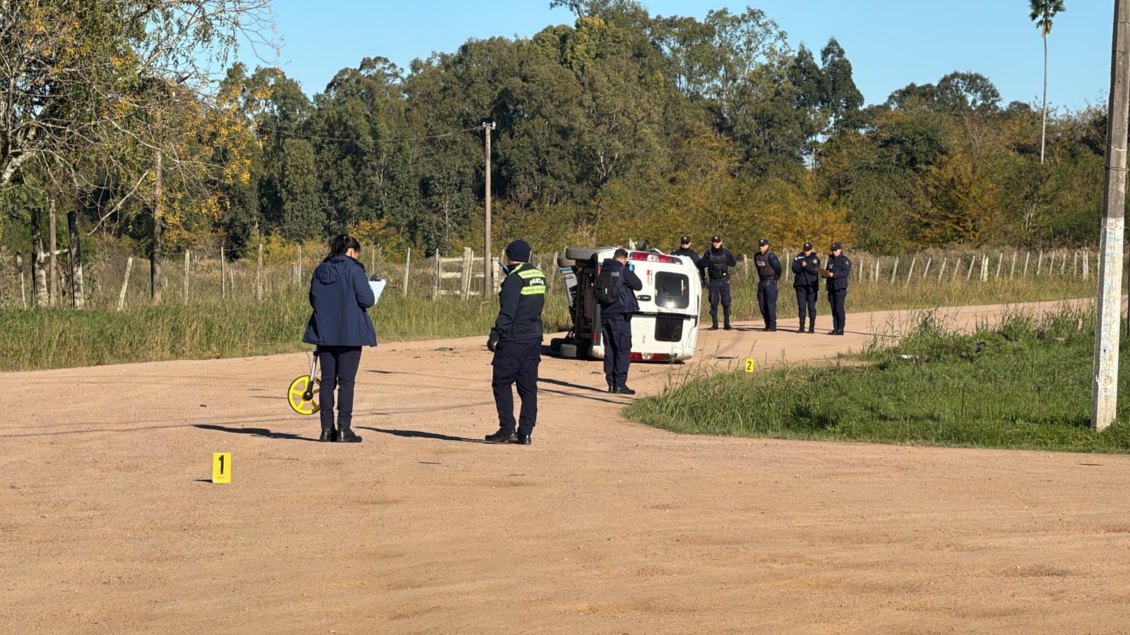Un hombre de 40 años murió al volcar la camioneta que conducía en Barrio Soñora de Melo