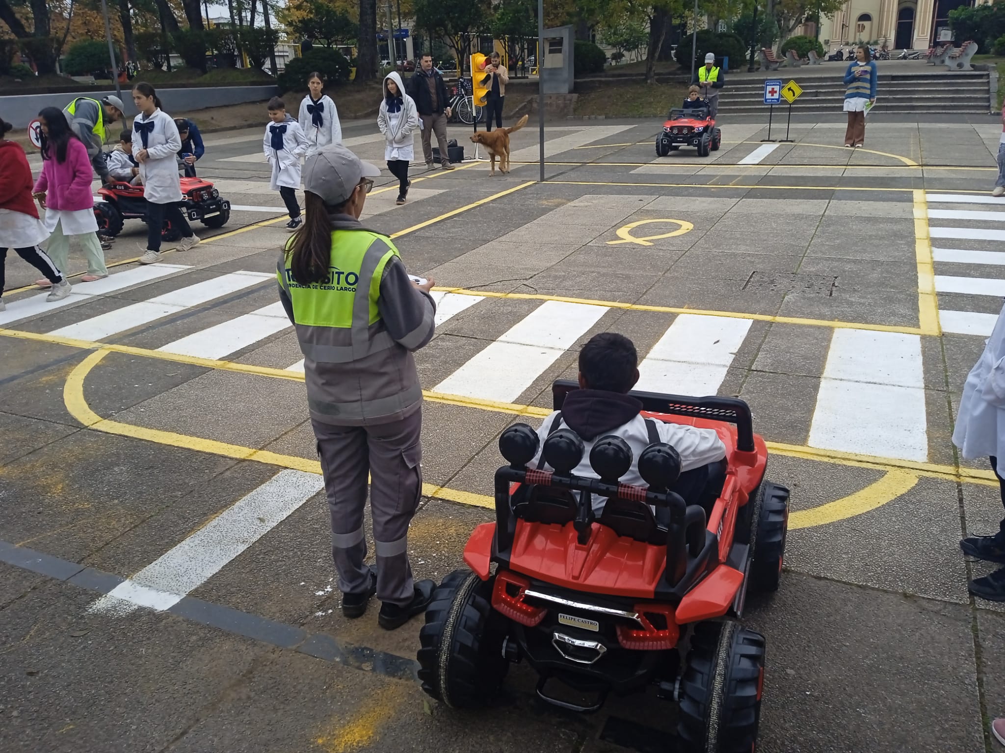 Con el objetivo de bajar la siniestralidad en Cerro Largo, se realiza hoy una actividad comunitaria como cierre del denominado “Mayo Amarrillo”