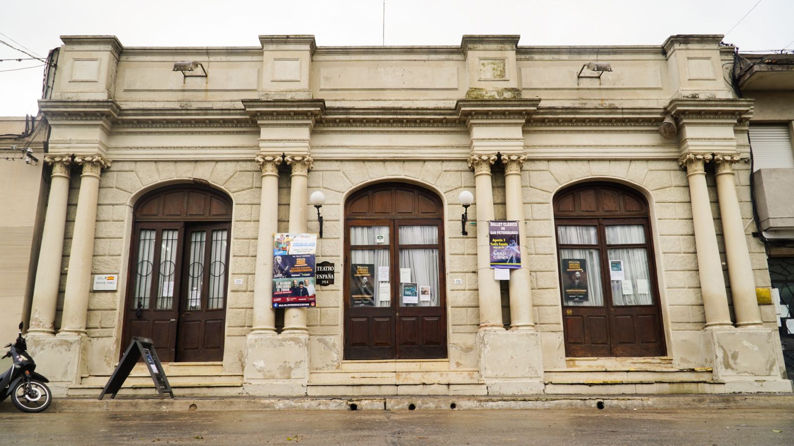 El Teatro España logró la tan anhelada y necesaria habilitación de Bomberos