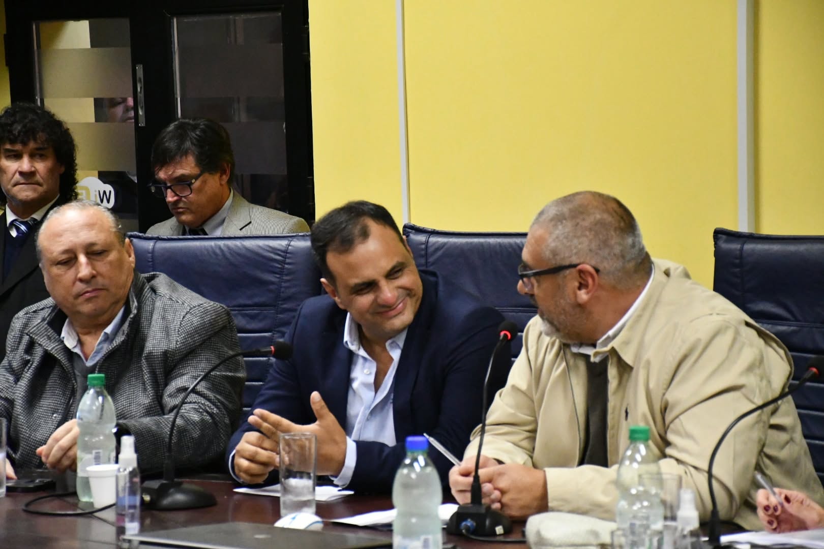 Morel: “Quien no sabe dialogar no entiende nada”