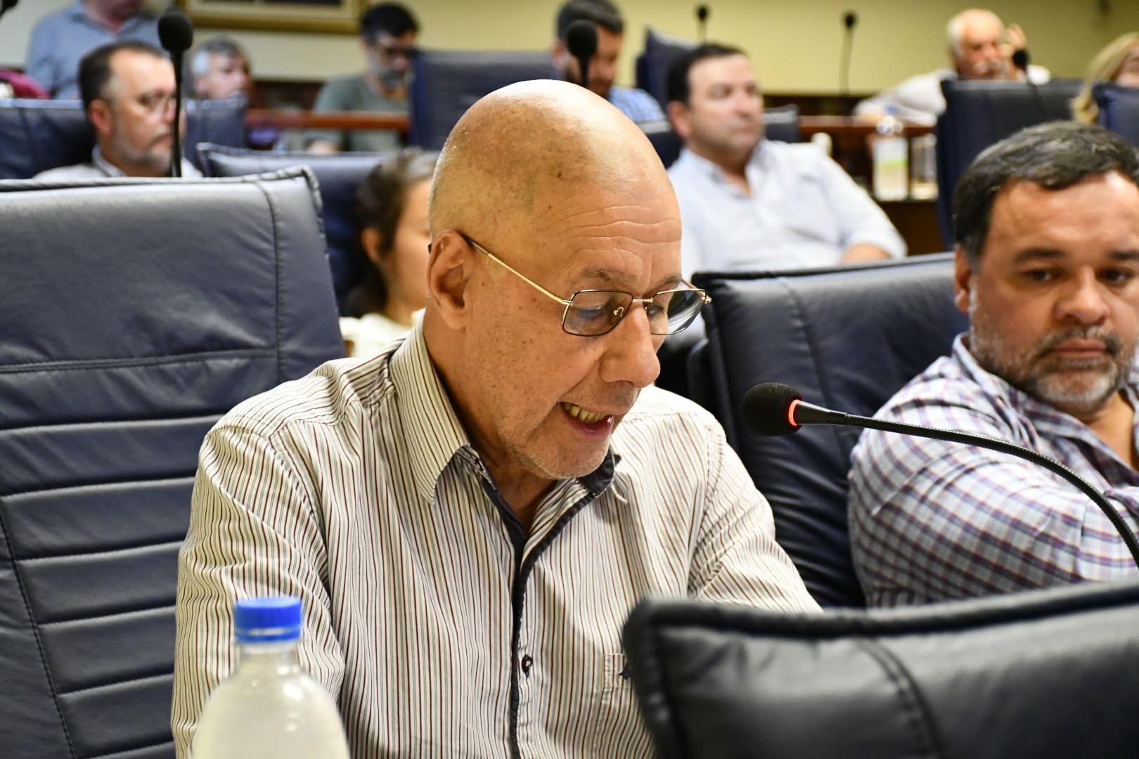Descuentos en haberes a funcionarios municipales de Cerro Largo es tema de análisis