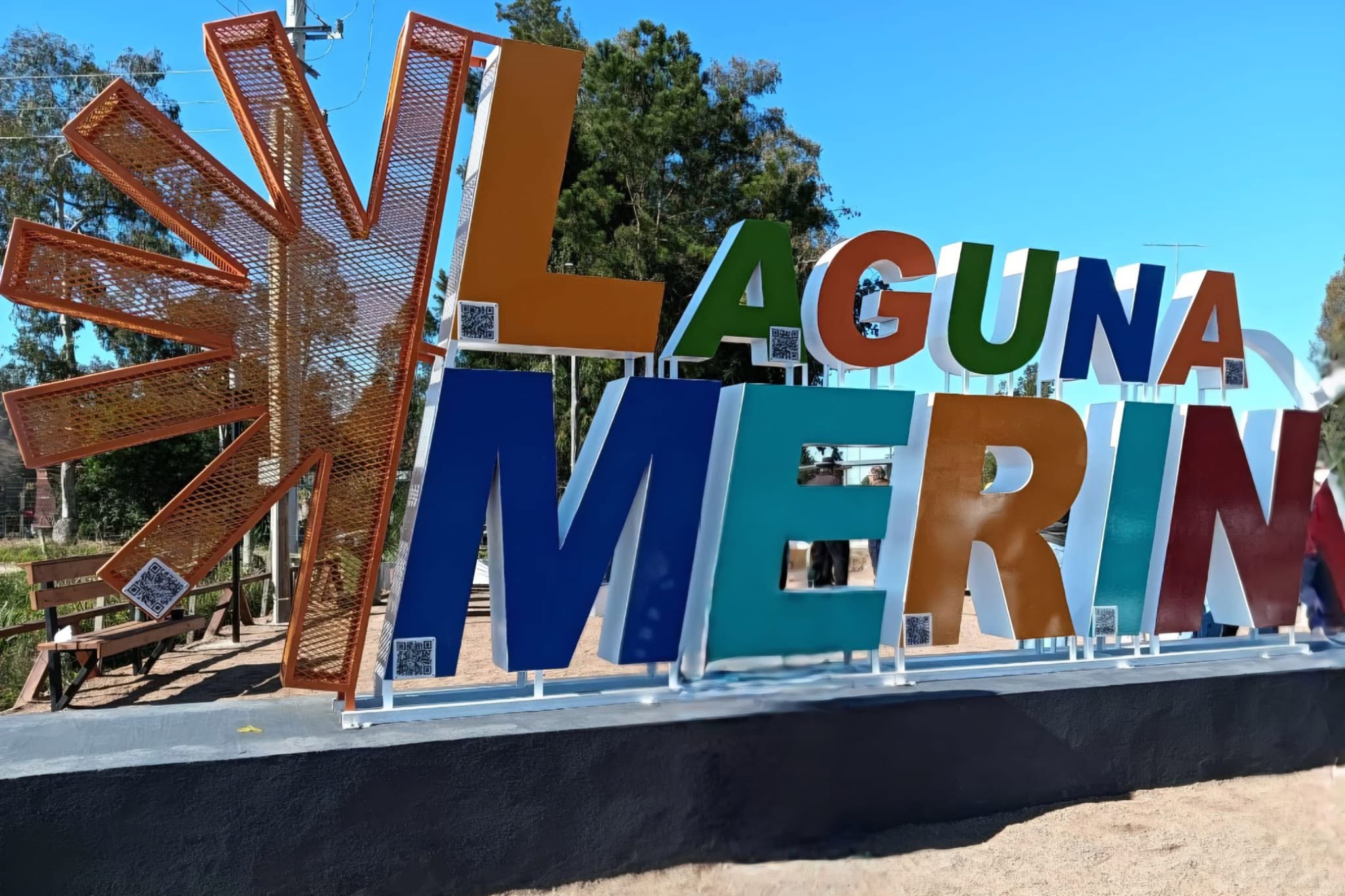 565 focos serían necesarios para alcanzar el 100 % de la iluminación del balneario Lago Merín