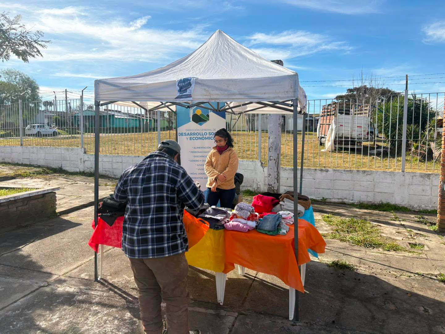 Más de 100 personas ya se han beneficiado con ropa de abrigo que distribuye la Intendencia de Cerro Largo