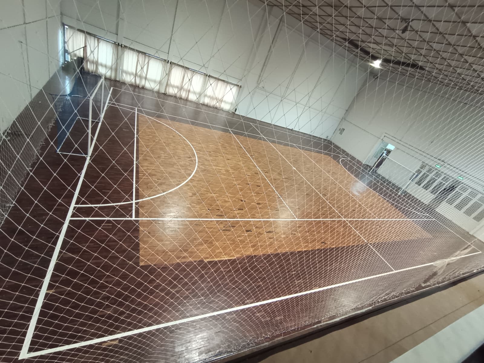 El Club Unión de Melo habilita nuevamente el salón principal para la práctica de actividades deportivas