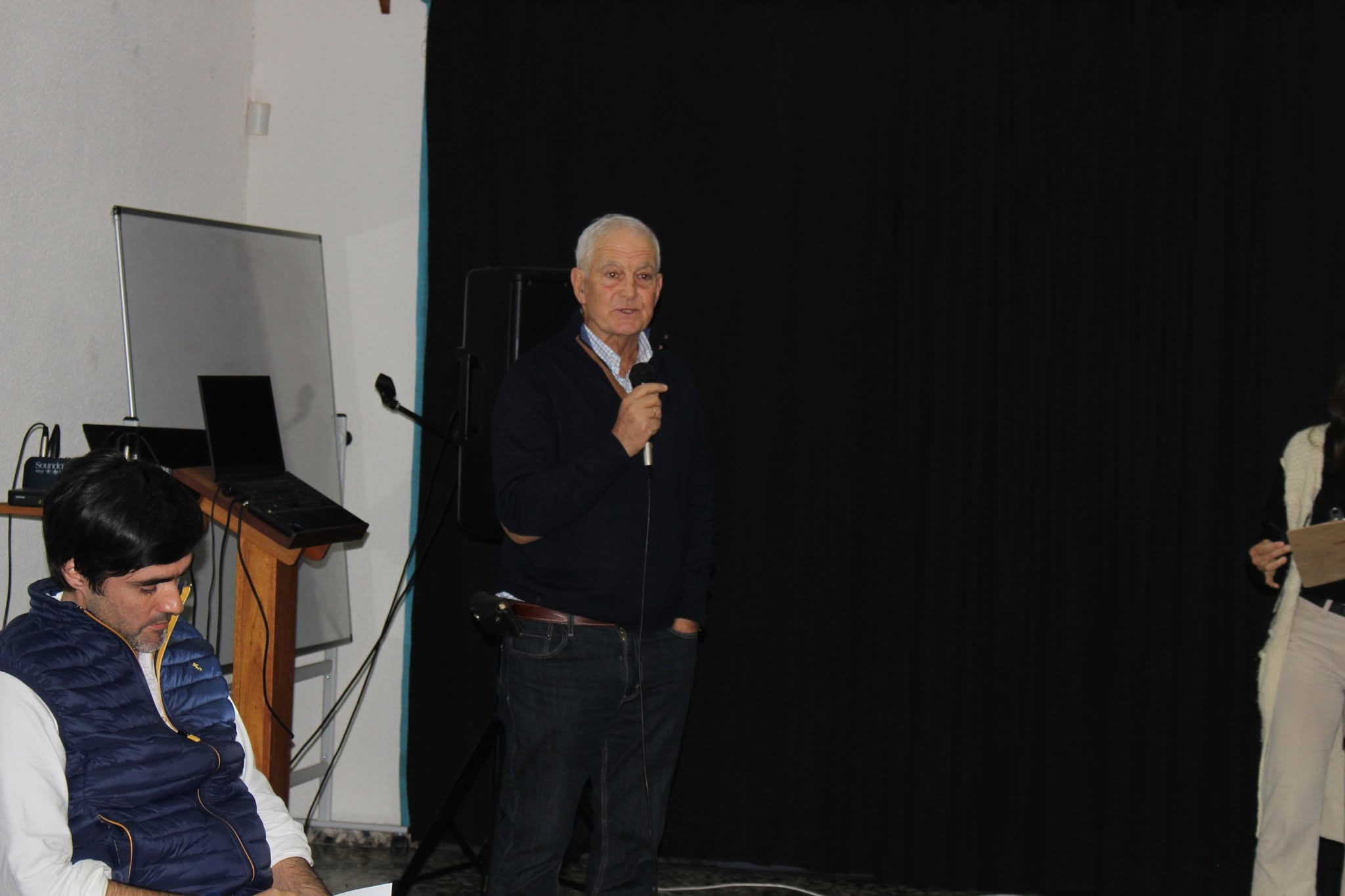 Con la participación de destacados panelistas nacionales e internacionales está en pleno desarrollo la 25º edición de las Jornadas de Educación Continua que organiza el Centro Médico Veterinario de Cerro Largo