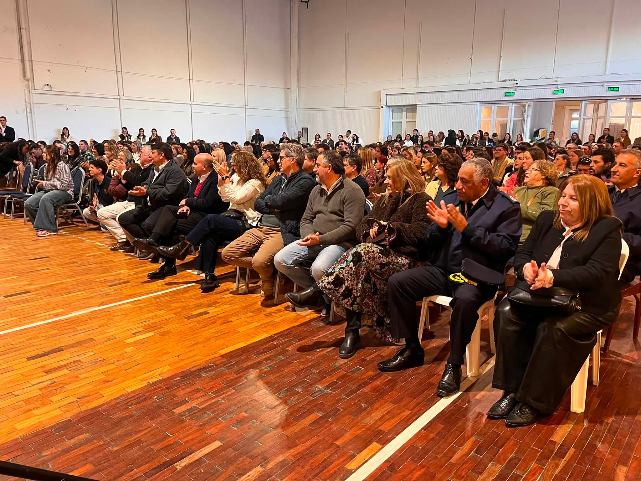 Estudiantes de UTU destacaron la entrega de títulos en una ceremonia especial y emotiva