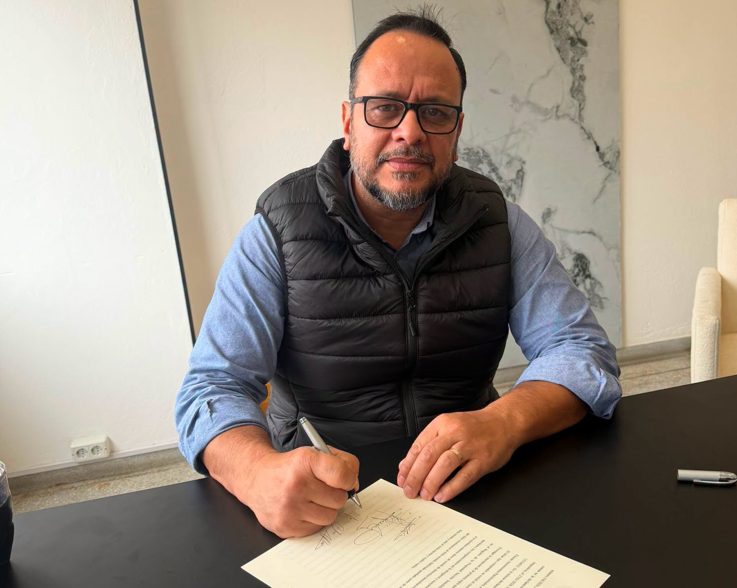 Con una inversión inicial de más de 100 mil dólares el Centro Policial construirá un complejo social