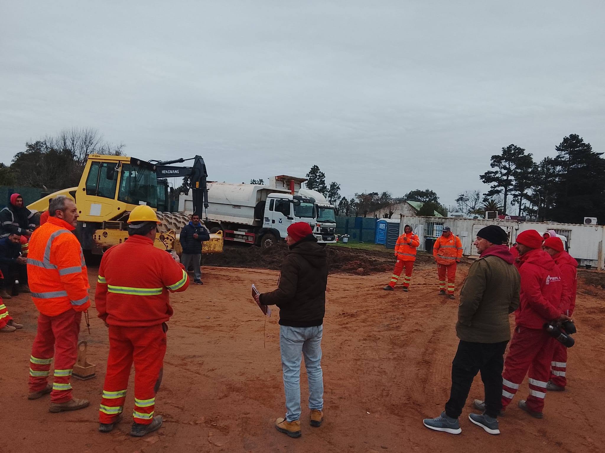 El Sunca reclama por el ingreso de obreros mediante vía trabajo en los proyectos de la Rambla Costanera y la calle Ejido en Melo