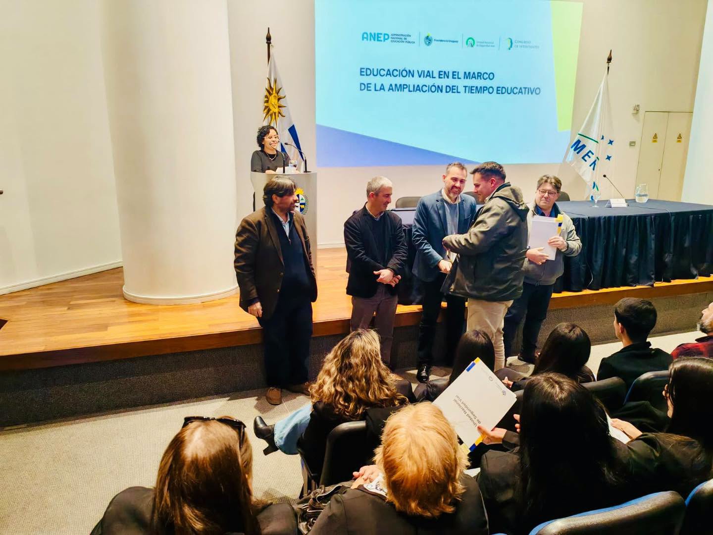 En el Liceo Nº 4 comenzará a aplicarse el plan piloto de educación vial en Cerro Largo