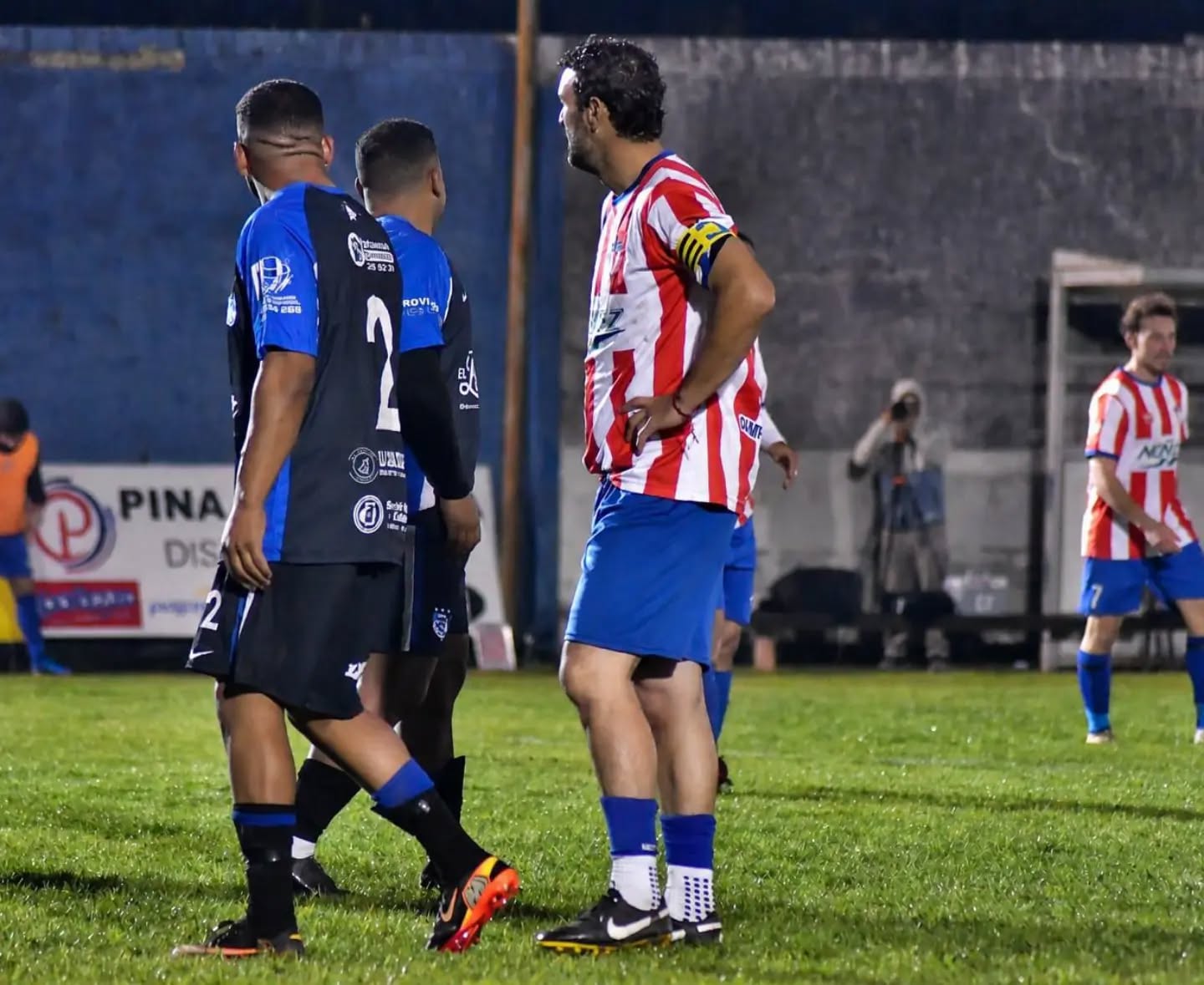 Con la disputa de tres partidos comenzará esta noche la cuarta fecha del Apertura local de primera división