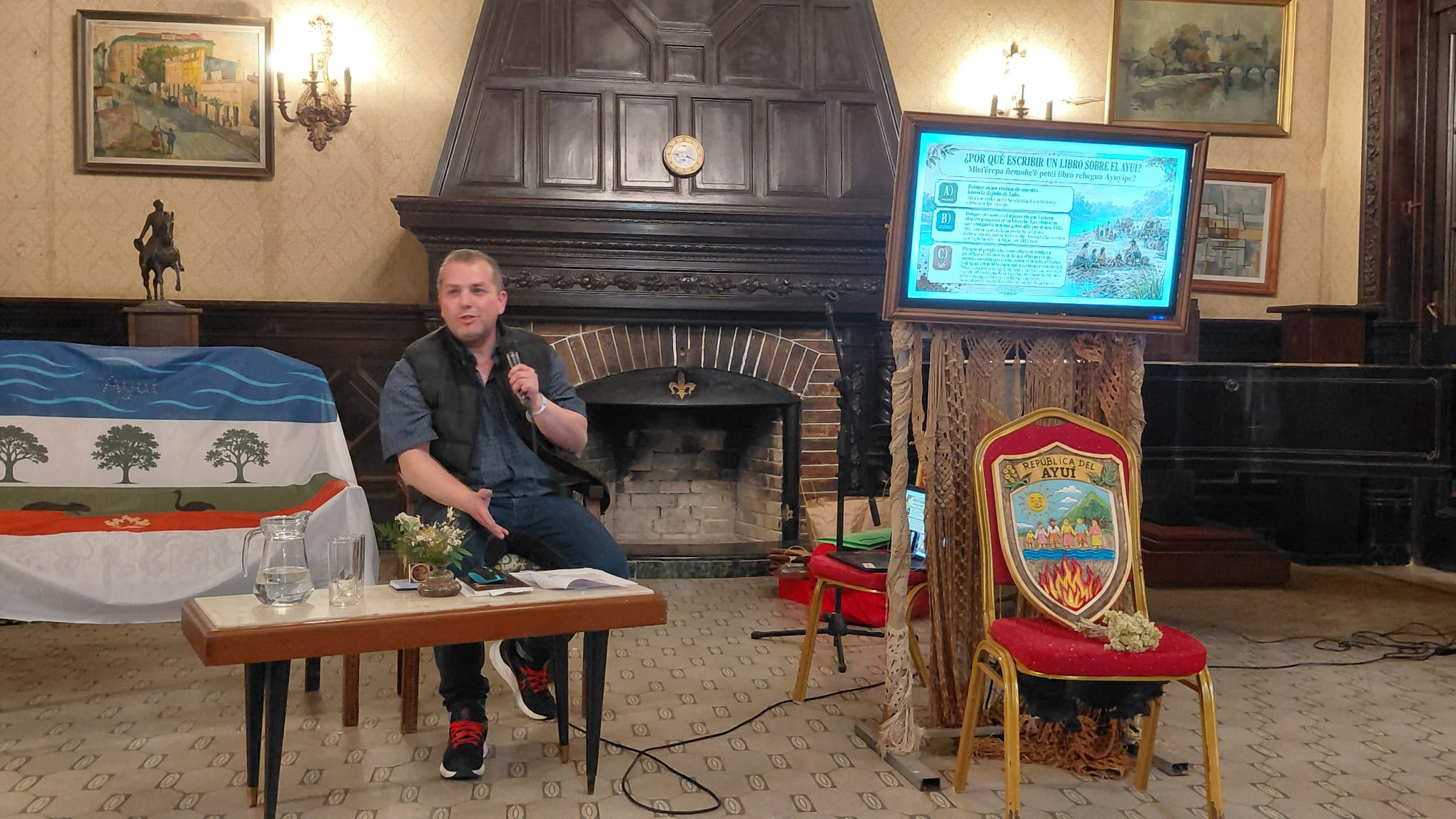 Un melense realiza una gira por el interior del país presentando una obra de su autoría