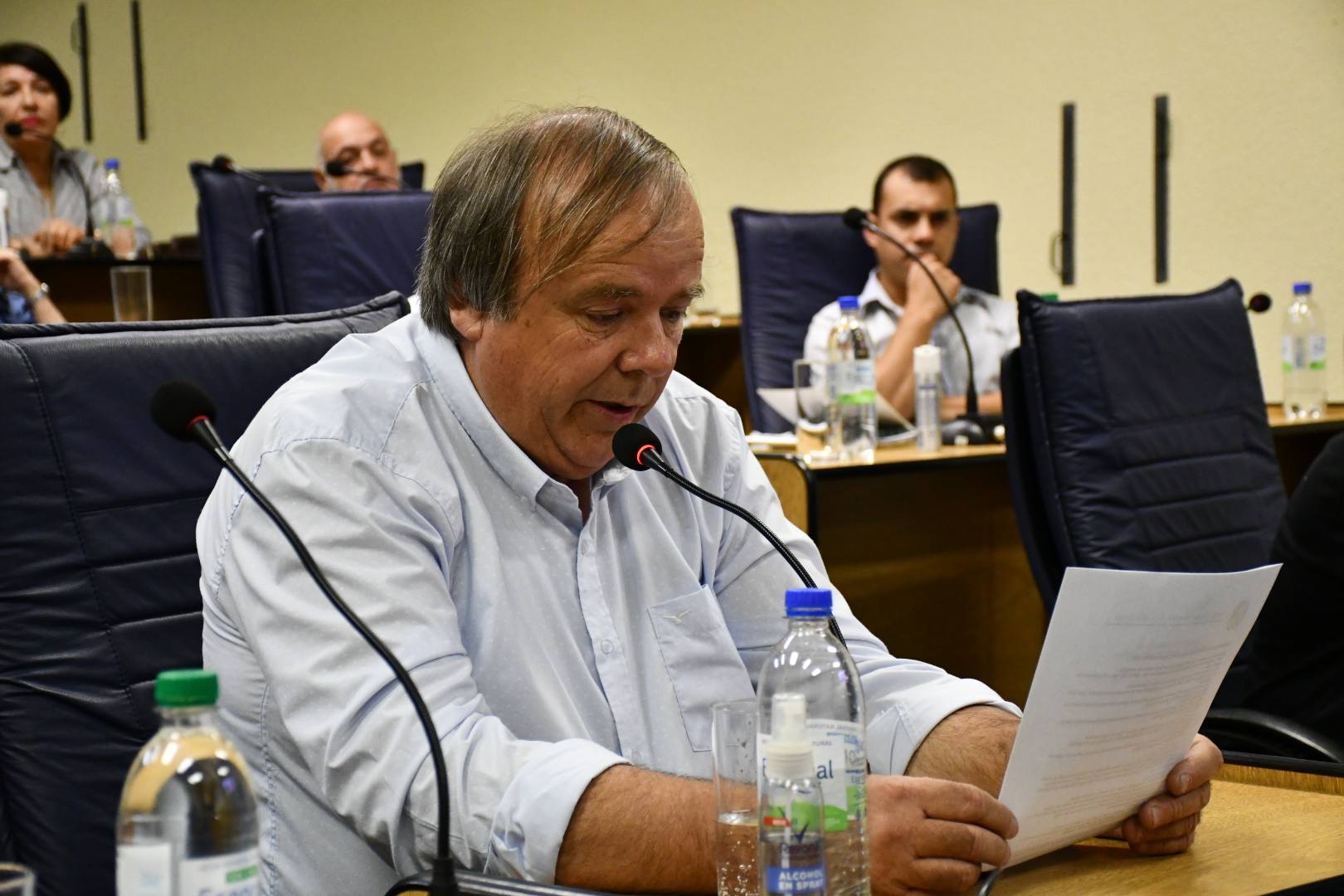 En la Junta Departamental de Cerro Largo apelaron a la responsabilidad del sector productivo y el Gobierno para atender dos plagas que afectan al campo